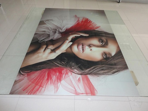 UV Printing on Glass - Image 3